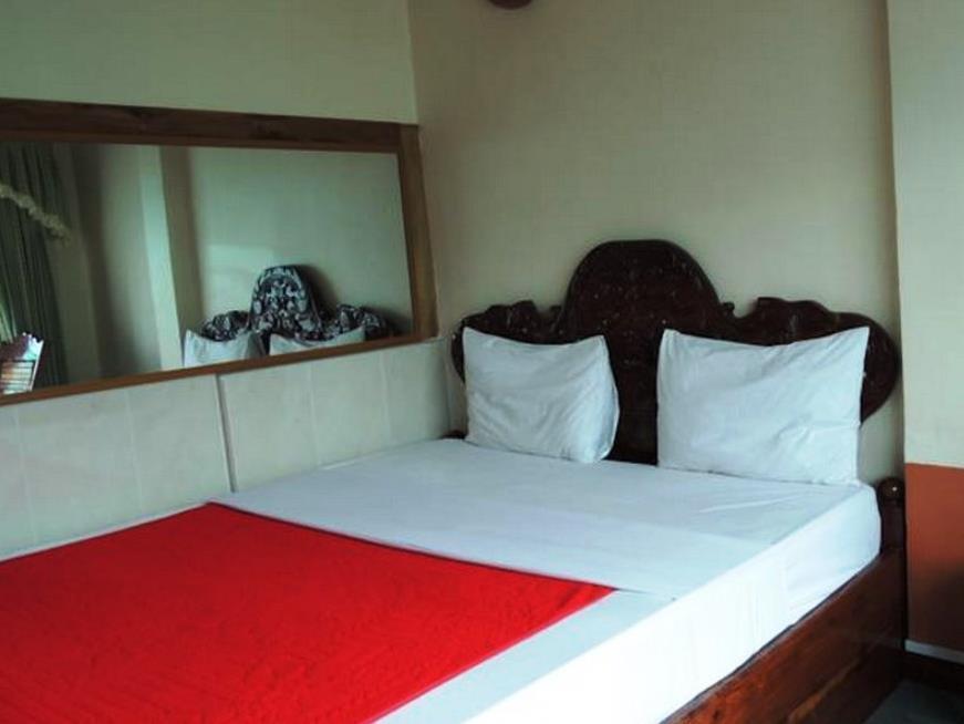 Thy Ny Hotel Battambang Kültér fotó