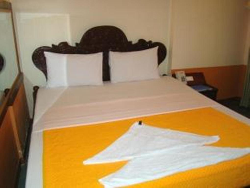 Thy Ny Hotel Battambang Kültér fotó